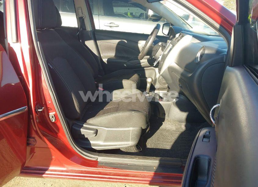 Photo 5 of 2018 Nissan Versa 1.6 SV (VIN 3N1CN7AP3JL838047)