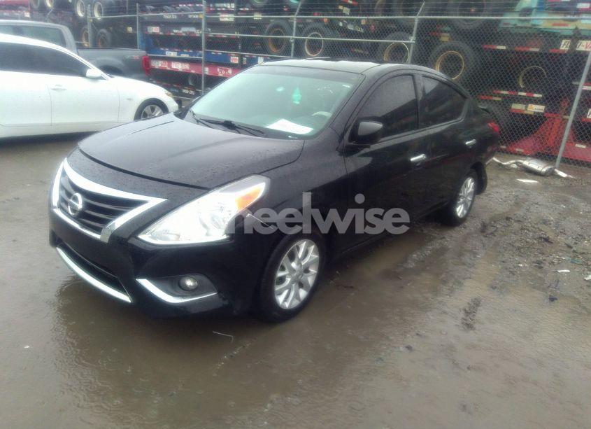 Photo 2 of 2018 Nissan Versa 1.6 SV (VIN 3N1CN7AP3JL846536)