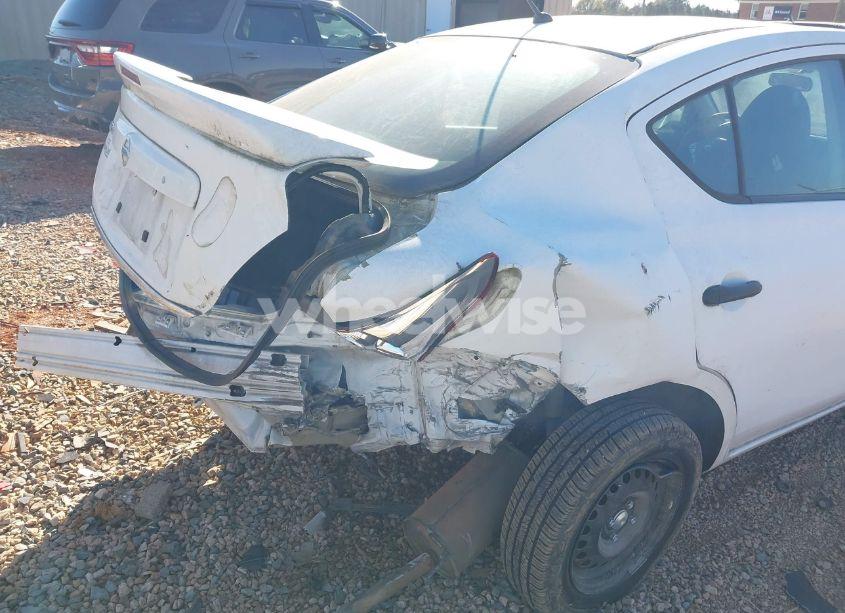 Photo 6 of 2018 Nissan Versa 1.6 S+ (VIN 3N1CN7AP3JL867161)