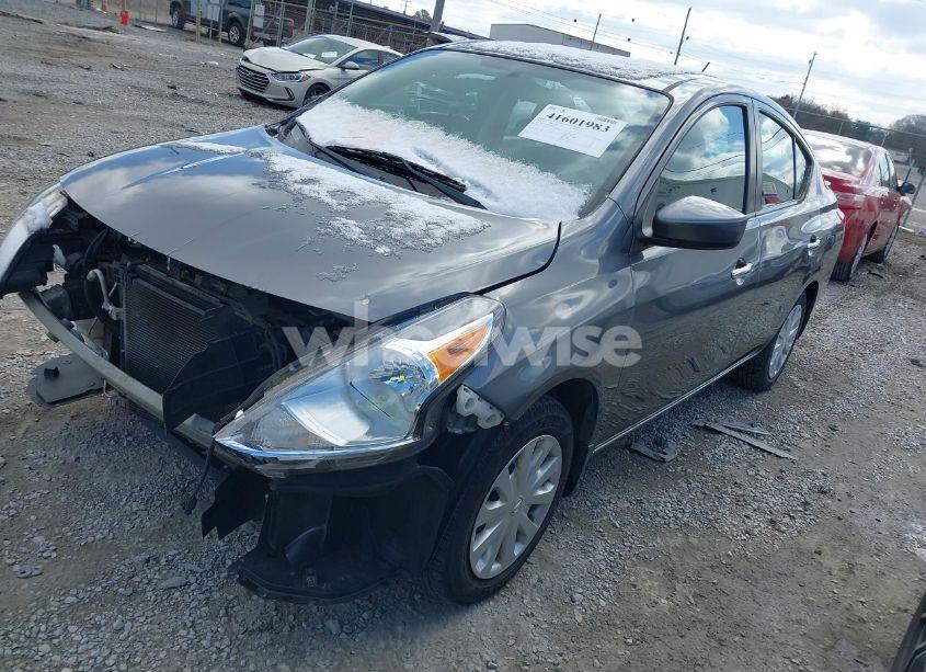 Photo 2 of 2018 Nissan Versa 1.6 SV (VIN 3N1CN7AP3JL868150)