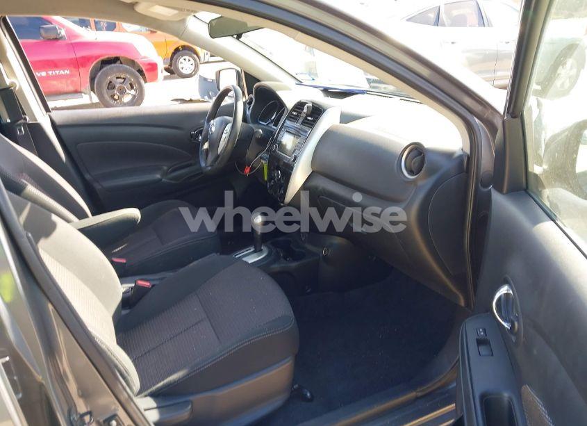 Photo 5 of 2018 Nissan Versa 1.6 SV (VIN 3N1CN7AP3JL872702)
