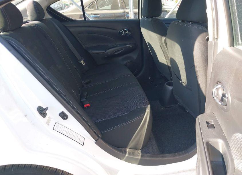 Photo 8 of 2018 Nissan Versa 1.6 SV (VIN 3N1CN7AP3JL876281)