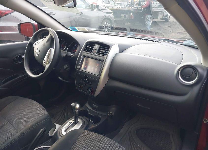 Photo 5 of 2018 Nissan Versa 1.6 SV (VIN 3N1CN7AP3JL885403)