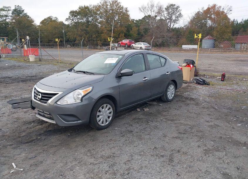 Photo 2 of 2018 Nissan Versa 1.6 SV (VIN 3N1CN7AP3JL887250)