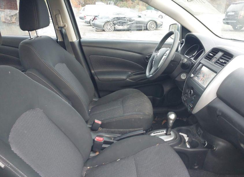Photo 5 of 2018 Nissan Versa 1.6 SV (VIN 3N1CN7AP3JL887250)