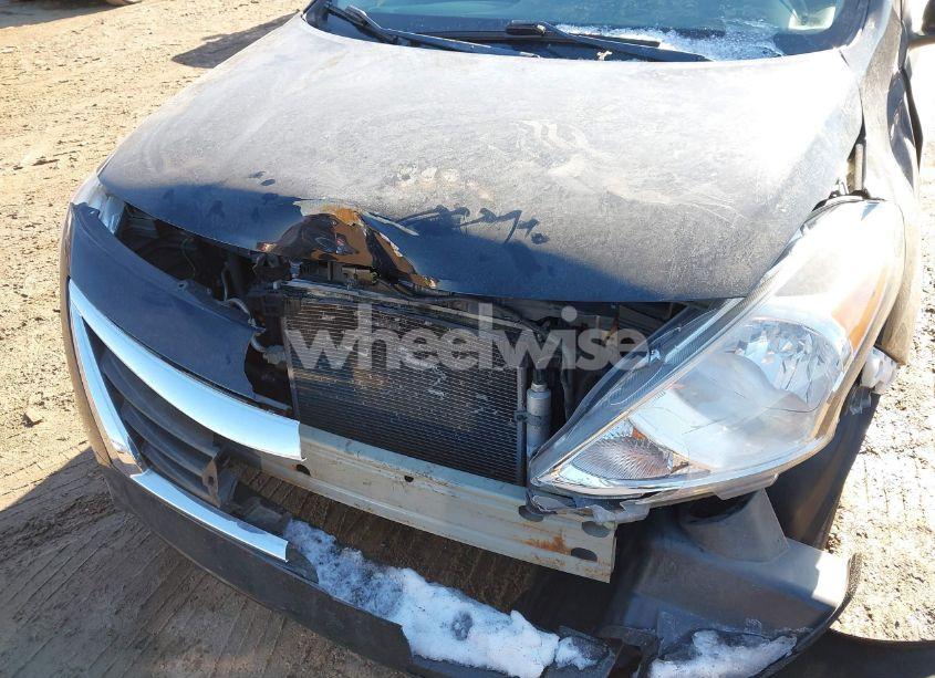 Photo 10 of 2018 Nissan Versa 1.6 S (VIN 3N1CN7AP3JL887958)