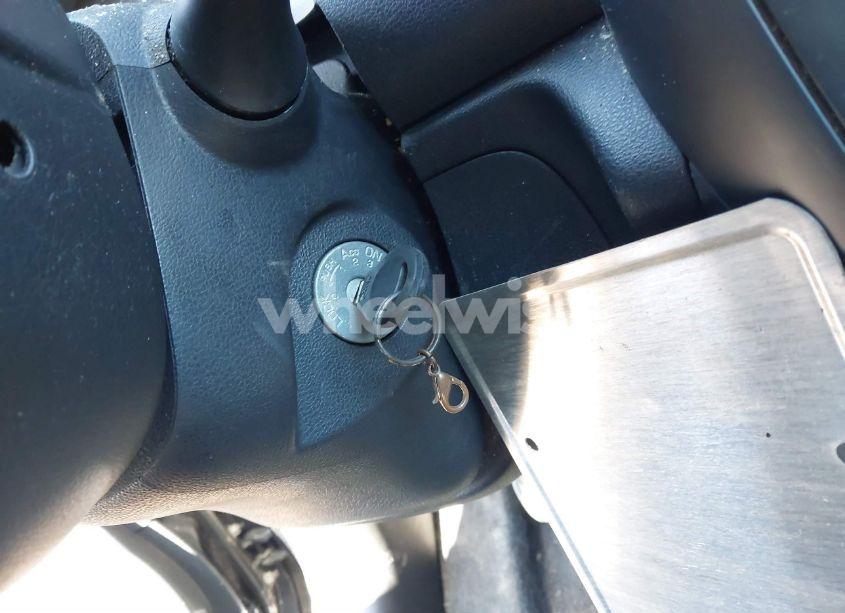 Photo 11 of 2018 Nissan Versa 1.6 S (VIN 3N1CN7AP3JL887958)