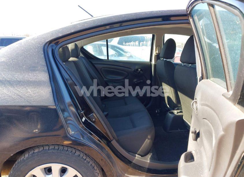 Photo 8 of 2018 Nissan Versa 1.6 S (VIN 3N1CN7AP3JL887958)