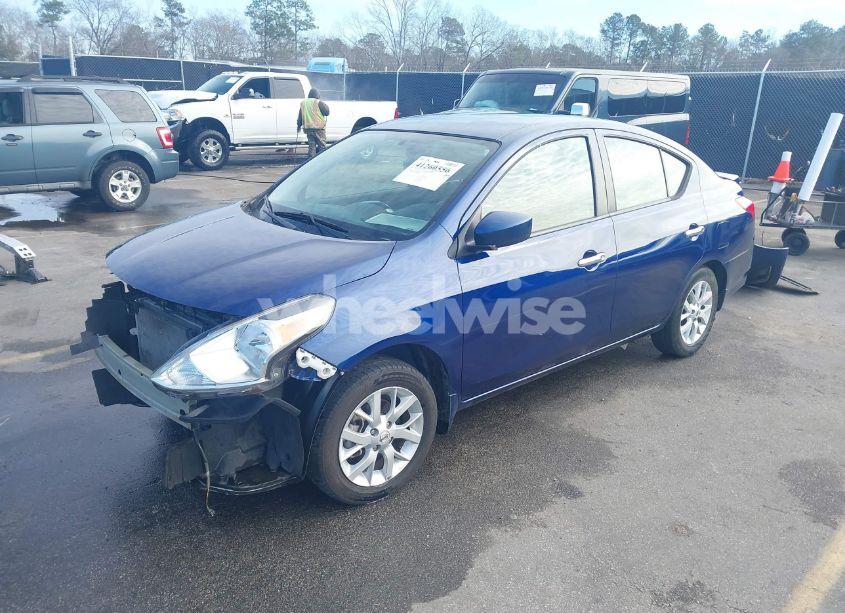Photo 2 of 2019 Nissan Versa 1.6 SV (VIN 3N1CN7AP3KL809486)