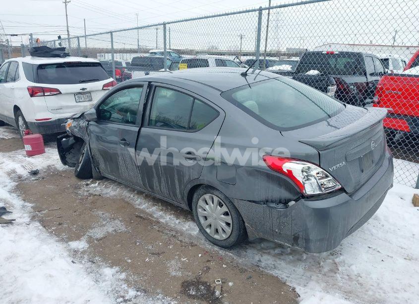 Photo 3 of 2019 Nissan Versa 1.6 S+ (VIN 3N1CN7AP3KL812906)