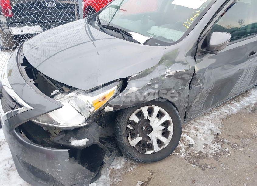 Photo 6 of 2019 Nissan Versa 1.6 S+ (VIN 3N1CN7AP3KL812906)