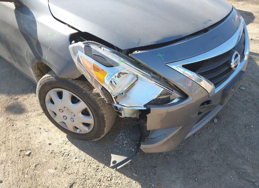 Photo 6 of 2019 Nissan Versa 1.6 S+ (VIN 3N1CN7AP3KL813960)