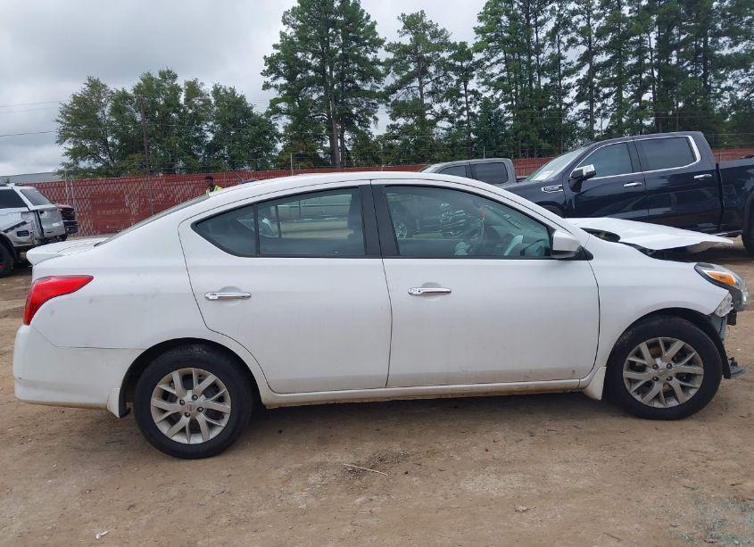 Photo 13 of 2019 Nissan Versa 1.6 SV (VIN 3N1CN7AP3KL814302)