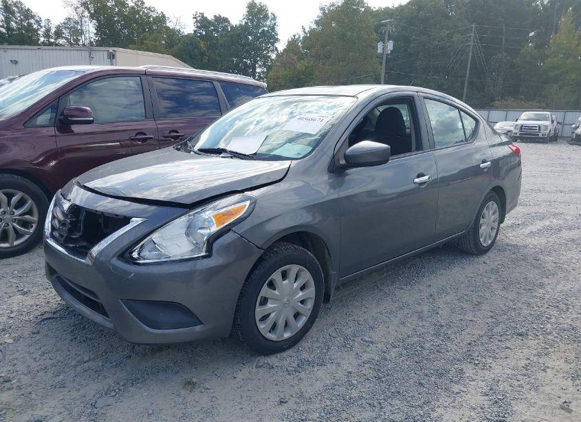 Photo 2 of 2019 Nissan Versa 1.6 SV (VIN 3N1CN7AP3KL817426)