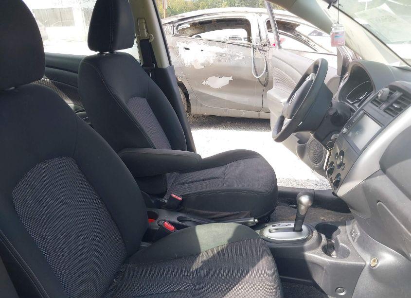 Photo 5 of 2019 Nissan Versa 1.6 SV (VIN 3N1CN7AP3KL817426)