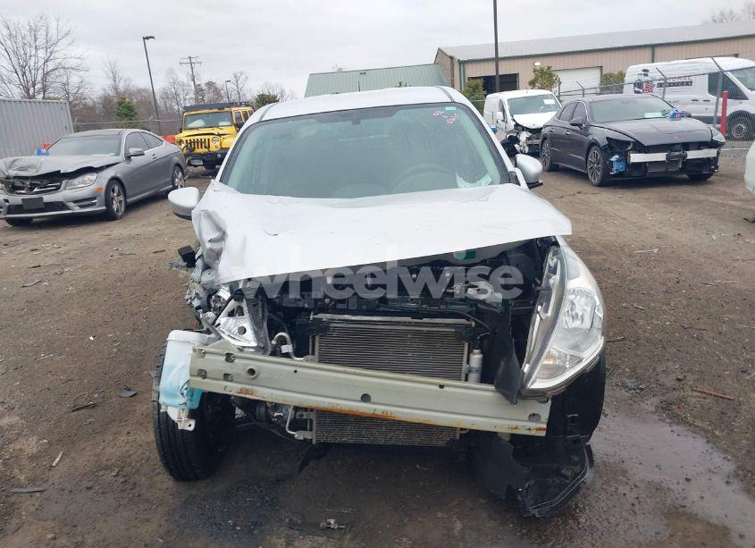 Photo 13 of 2019 Nissan Versa 1.6 S+ (VIN 3N1CN7AP3KL830063)