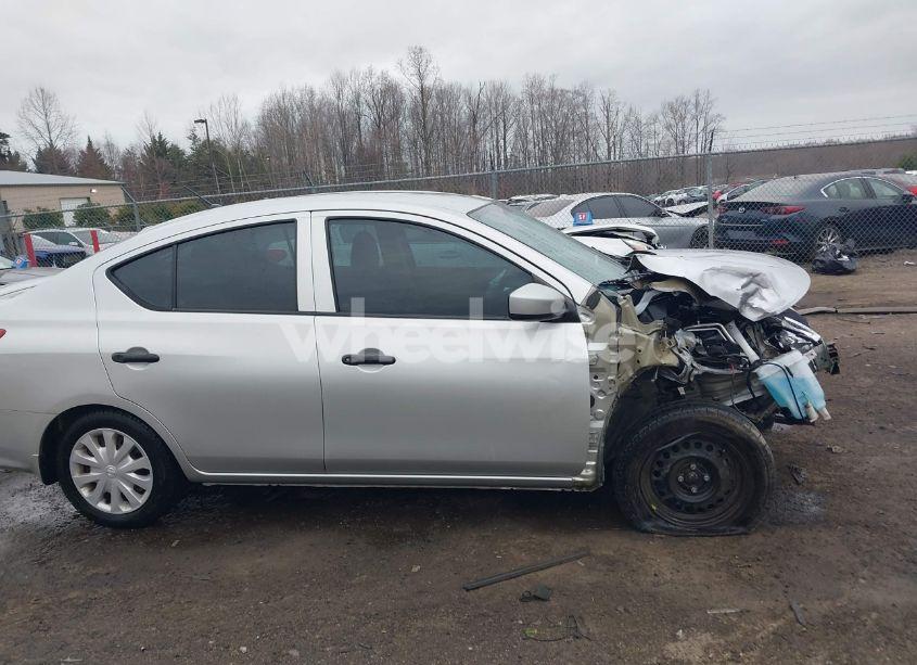 Photo 14 of 2019 Nissan Versa 1.6 S+ (VIN 3N1CN7AP3KL830063)