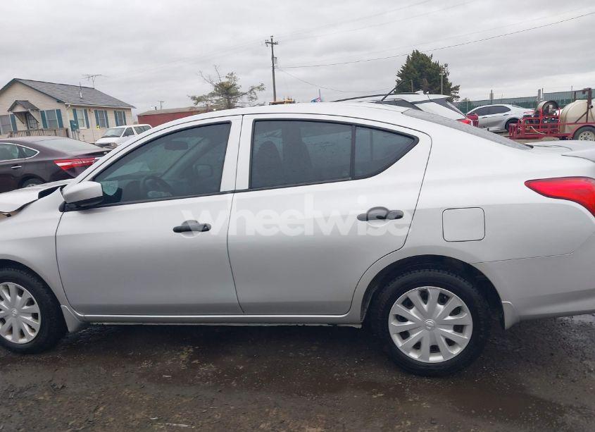 Photo 15 of 2019 Nissan Versa 1.6 S+ (VIN 3N1CN7AP3KL830063)