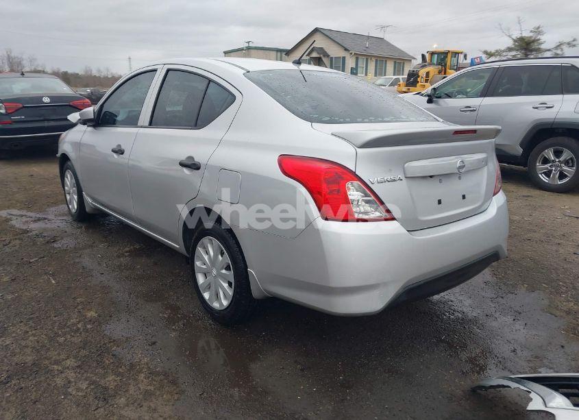 Photo 3 of 2019 Nissan Versa 1.6 S+ (VIN 3N1CN7AP3KL830063)