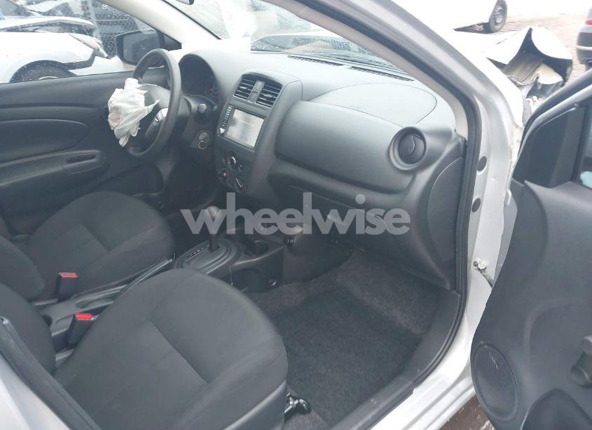 Photo 5 of 2019 Nissan Versa 1.6 S+ (VIN 3N1CN7AP3KL830063)