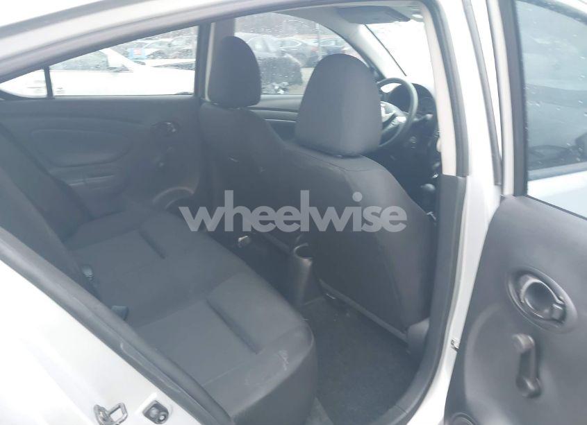 Photo 8 of 2019 Nissan Versa 1.6 S+ (VIN 3N1CN7AP3KL830063)