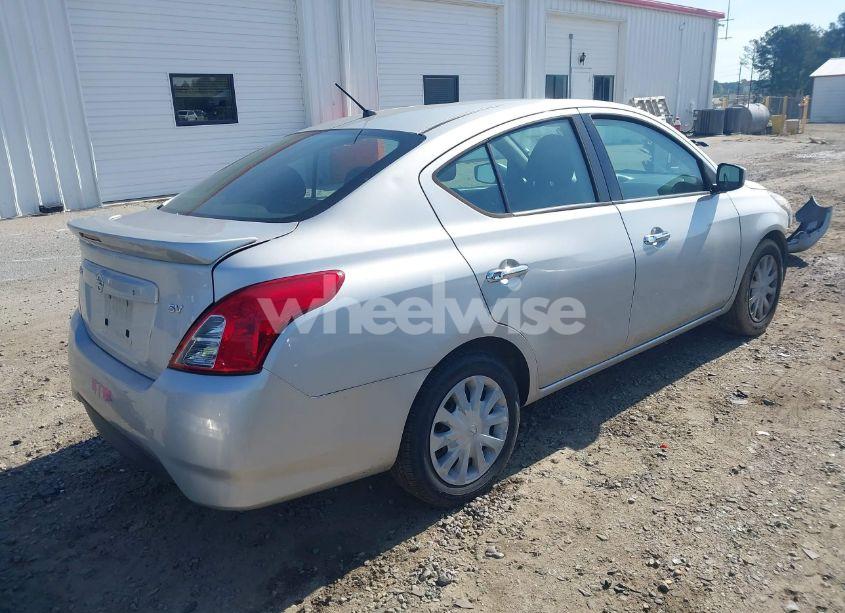 Photo 4 of 2019 Nissan Versa S/S PLUS/SV (VIN 3N1CN7AP3KL832766)