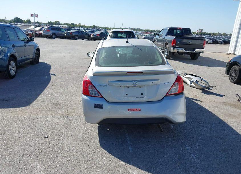 Photo 17 of 2019 Nissan Versa 1.6 SV (VIN 3N1CN7AP3KL833190)