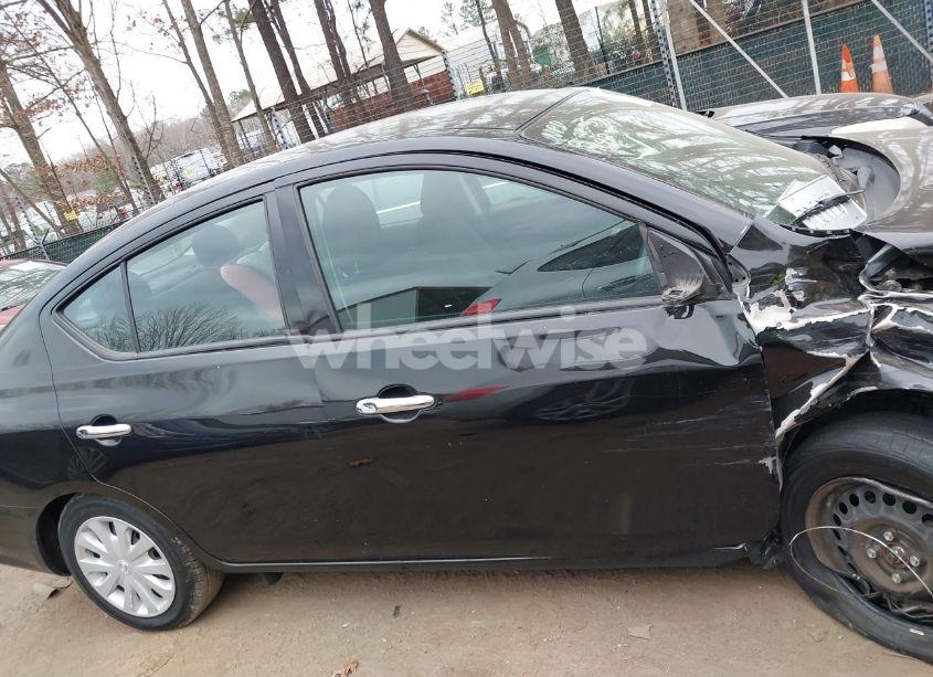 Photo 13 of 2019 Nissan Versa 1.6 SV (VIN 3N1CN7AP3KL835618)