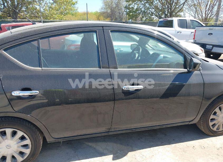 Photo 13 of 2019 Nissan Versa 1.6 SV (VIN 3N1CN7AP3KL854430)