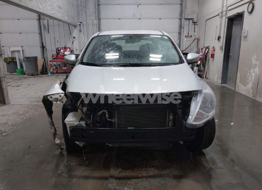 Photo 12 of 2019 Nissan Versa 1.6 SV (VIN 3N1CN7AP3KL856498)