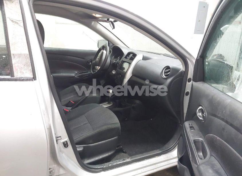 Photo 5 of 2019 Nissan Versa 1.6 SV (VIN 3N1CN7AP3KL856498)