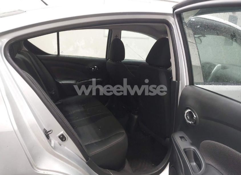 Photo 8 of 2019 Nissan Versa 1.6 SV (VIN 3N1CN7AP3KL856498)
