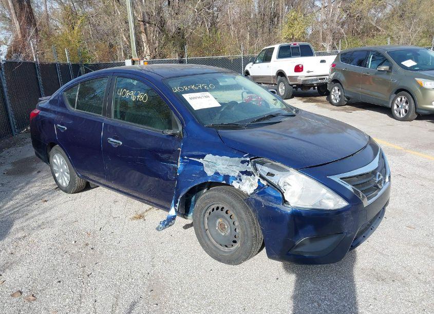 2019 Nissan Versa 1.6 SV (VIN 3N1CN7AP3KL865878) main photo