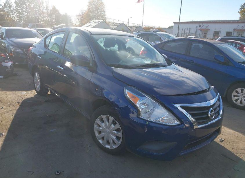 2019 Nissan Versa 1.6 SV (VIN 3N1CN7AP3KL869087) main photo