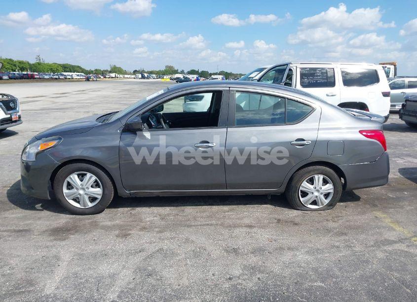 Photo 14 of 2019 Nissan Versa 1.6 SV (VIN 3N1CN7AP3KL875830)