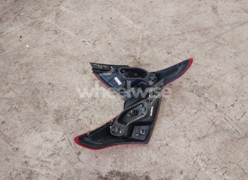 Photo 12 of 2012 Nissan Versa 1.6 SV (VIN 3N1CN7AP4CL922493)