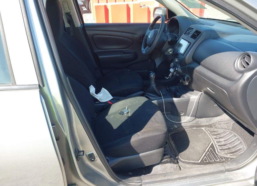 Photo 5 of 2013 Nissan Versa 1.6 S (VIN 3N1CN7AP4DL844105)