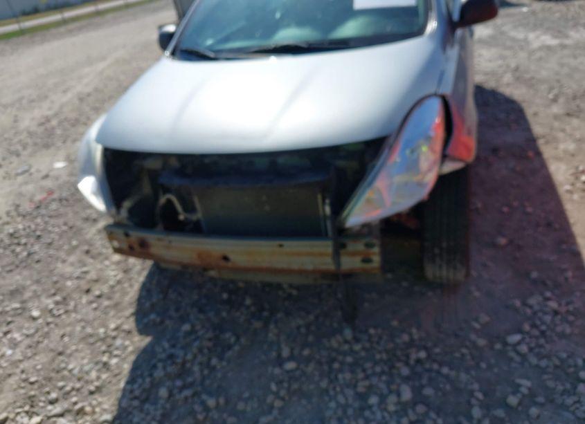 Photo 6 of 2013 Nissan Versa 1.6 S (VIN 3N1CN7AP4DL844105)