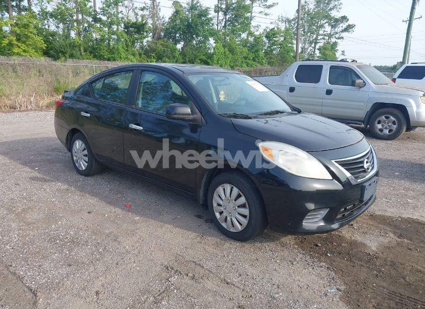 2013 Nissan Versa 1.6 SV (VIN 3N1CN7AP4DL862846) main photo