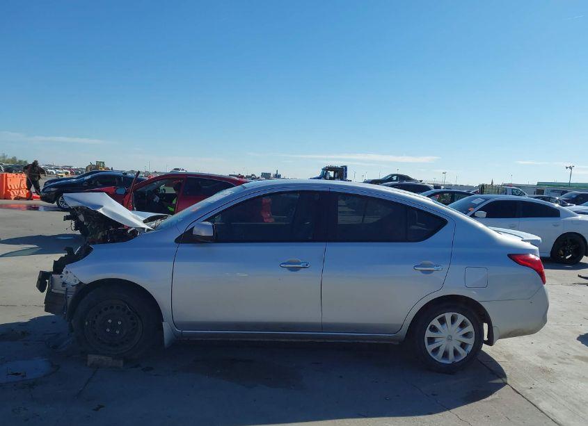 Photo 15 of 2013 Nissan Versa 1.6 SV (VIN 3N1CN7AP4DL864001)