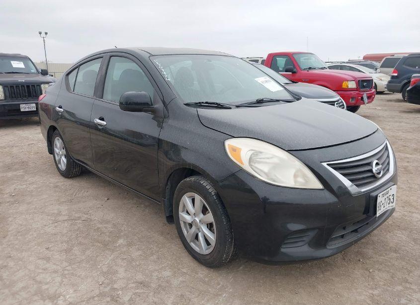 2014 Nissan Versa 1.6 SV (VIN 3N1CN7AP4EL804110) main photo