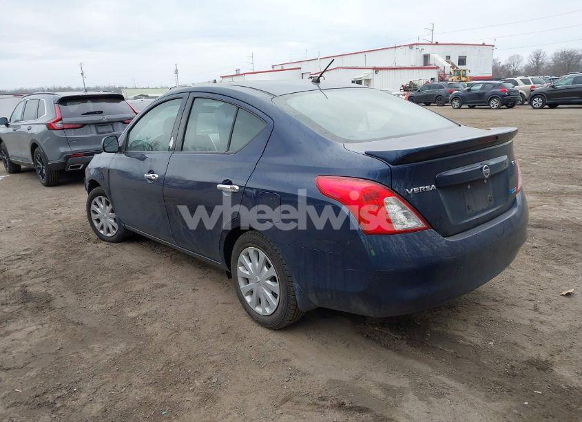 Photo 3 of 2014 Nissan Versa 1.6 SV (VIN 3N1CN7AP4EL807699)