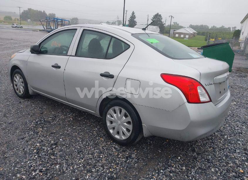 Photo 3 of 2014 Nissan Versa 1.6 S (VIN 3N1CN7AP4EL812157)