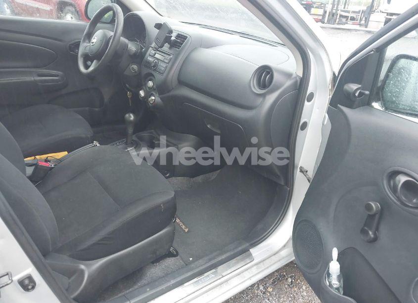 Photo 5 of 2014 Nissan Versa 1.6 S (VIN 3N1CN7AP4EL812157)