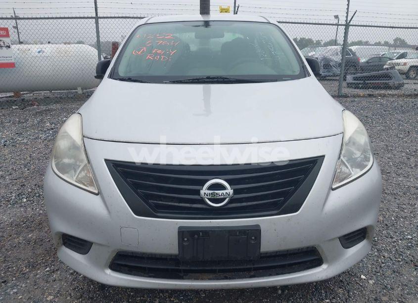 Photo 6 of 2014 Nissan Versa 1.6 S (VIN 3N1CN7AP4EL812157)