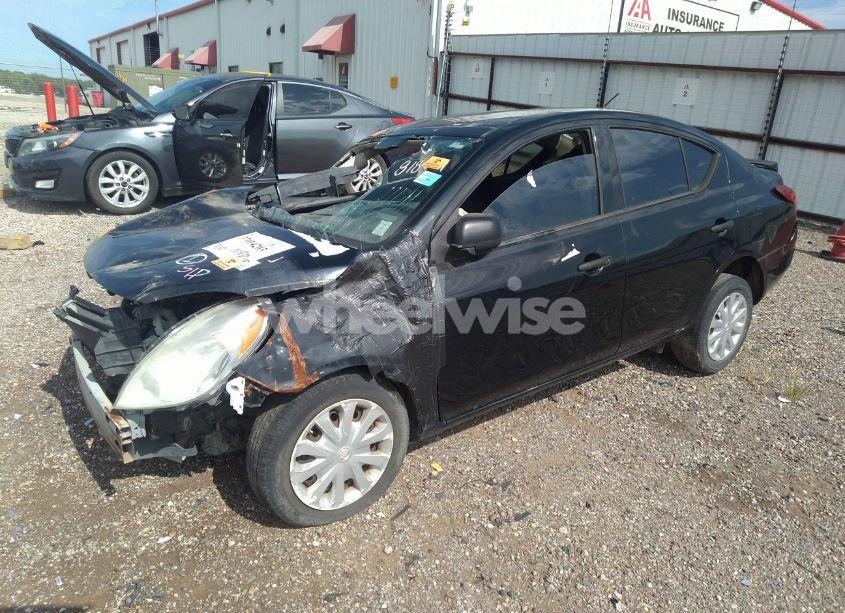 Photo 2 of 2014 Nissan Versa 1.6 S+ (VIN 3N1CN7AP4EL818069)