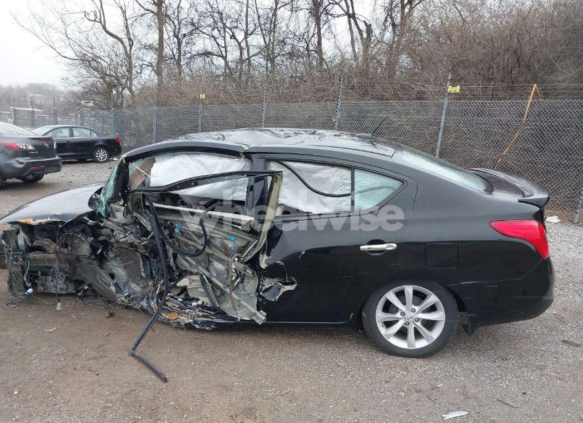 Photo 13 of 2014 Nissan Versa 1.6 SL (VIN 3N1CN7AP4EL828312)