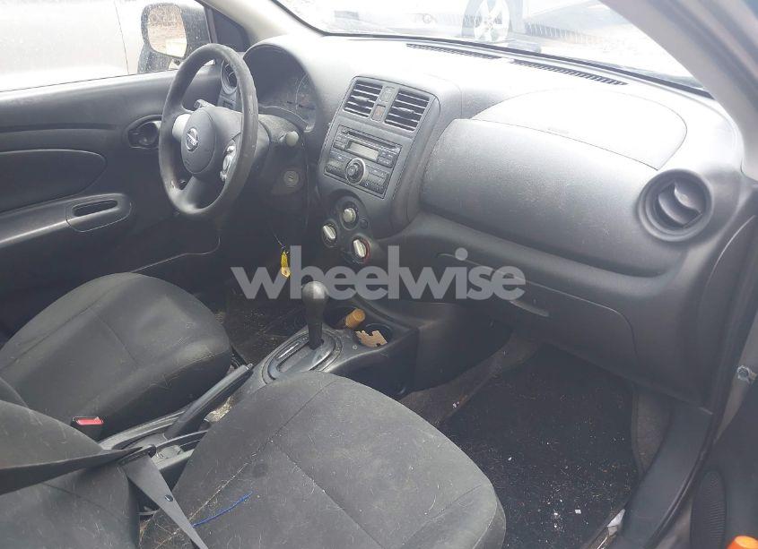 Photo 5 of 2014 Nissan Versa 1.6 S+ (VIN 3N1CN7AP4EL828438)