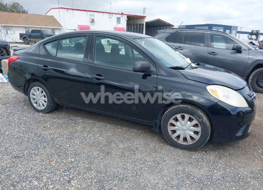 2014 Nissan Versa 1.6 S+ (VIN 3N1CN7AP4EL841397) main photo