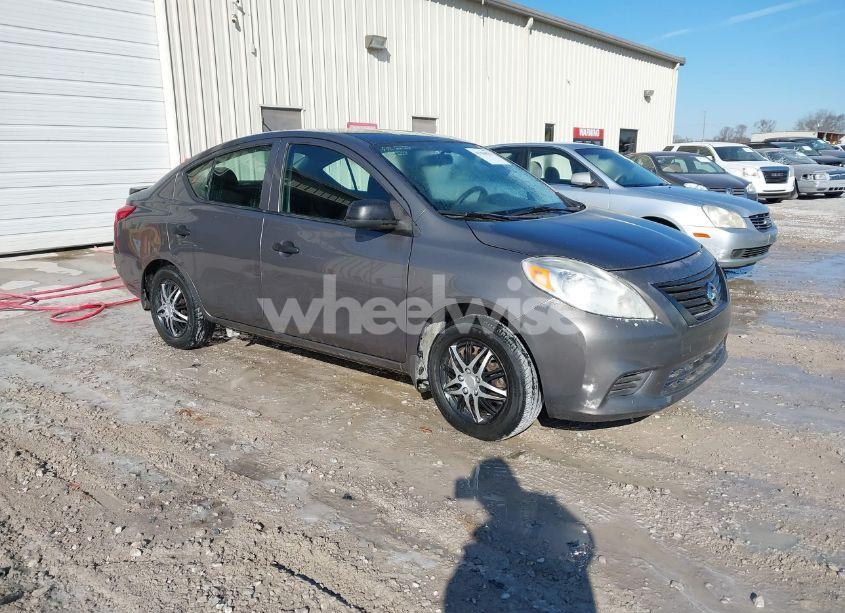2014 Nissan Versa 1.6 S+ (VIN 3N1CN7AP4EL844848) main photo